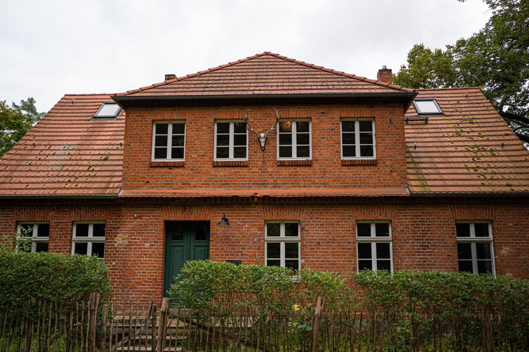 Wald- Und Seeidyll Im Historischen Forsthaus Нойрупин Екстериор снимка